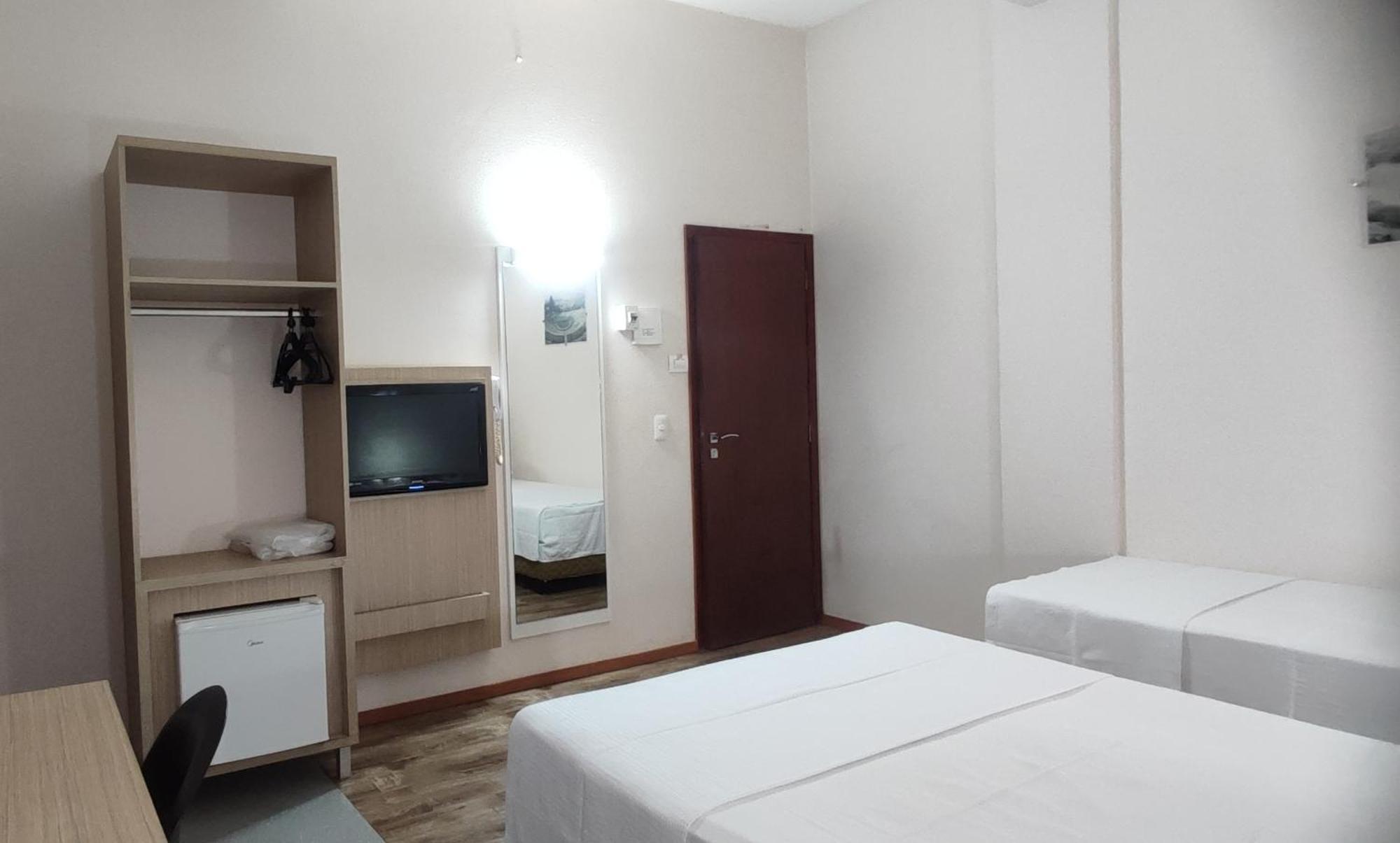 Hotel Italian Palace *